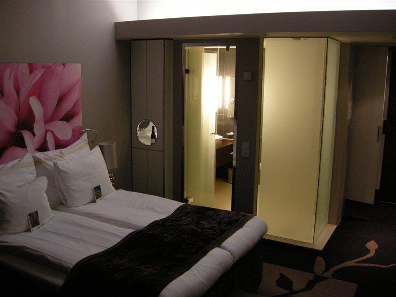 Clarion Hotel Bergen Airport Экстерьер фото